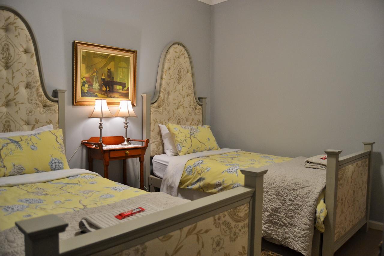 Versailles Self-Catering Wellington Exterior foto